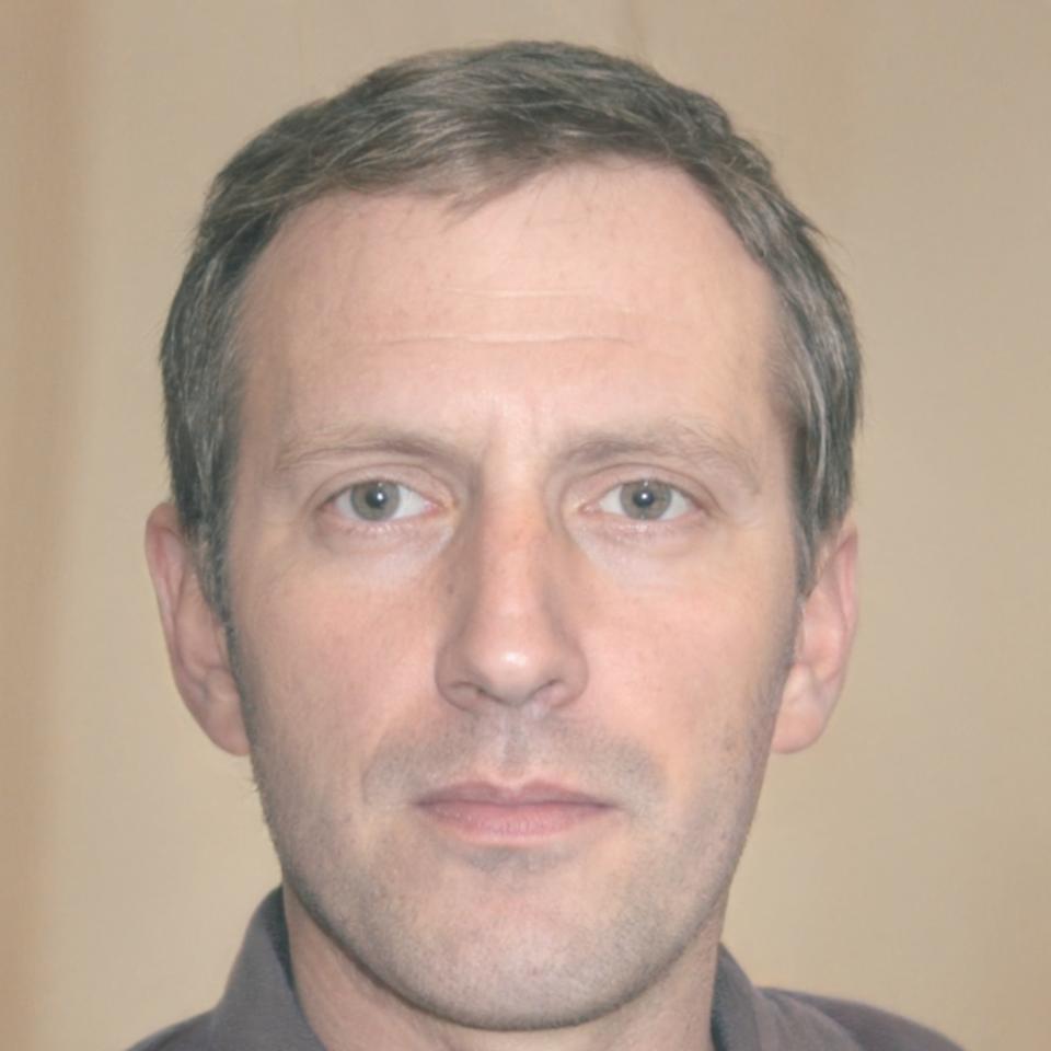 Evaristo Mendoza, Director de Educación Financiera
